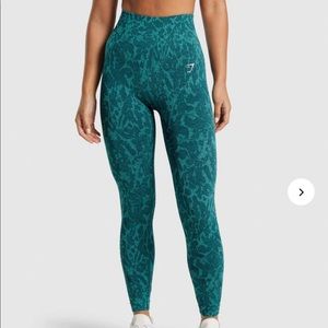 Gymshark adapt animal seamless leggings - butterfly teal 🦋 size medium NWOT